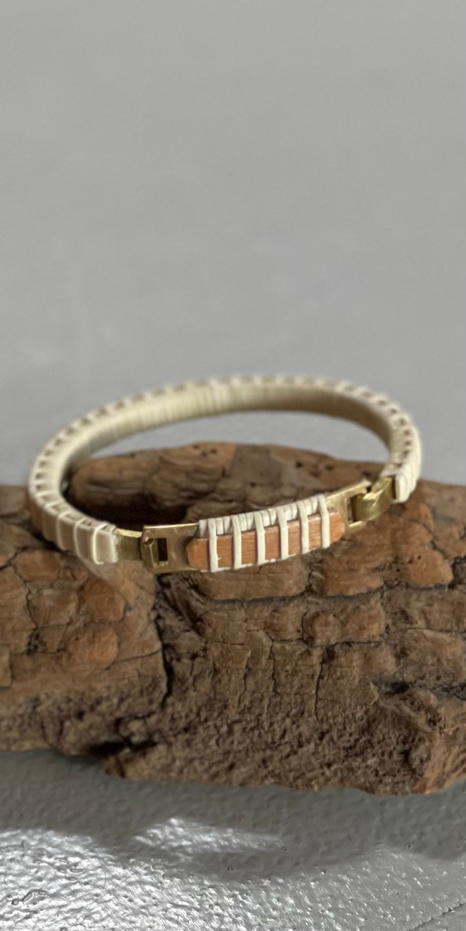Brass Clasp Bracelet - Seasons - Nauti