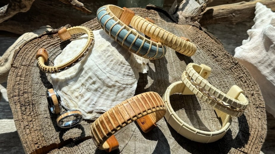 Bracelets_-_summer_selection.jpg