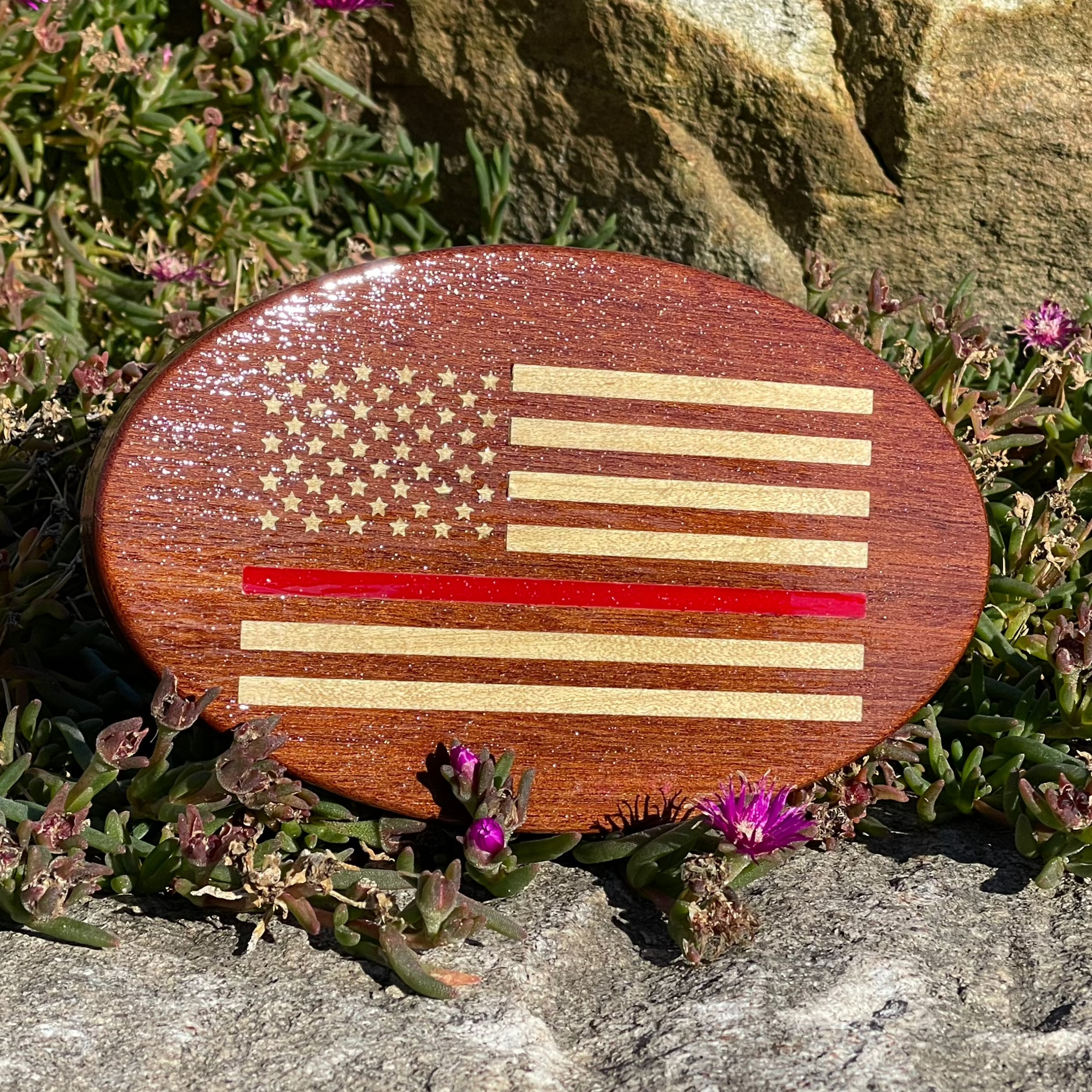 Hitch_Cover_-_Thin_Red_Line.heic